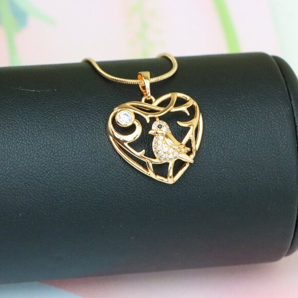 "Heart Shaped Rose Gold Pendant with Bird and Branch Design, XPPT1297 - Picture 2 of 12